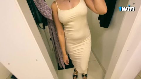 Speaking, shopping, choosing a dress for a Russian bun.